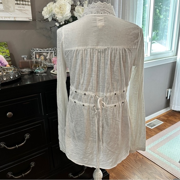 Anthropologie TINY White Eyelet Lace Embroidered Long Sleeve Cardigan Size S - Picture 8 of 16